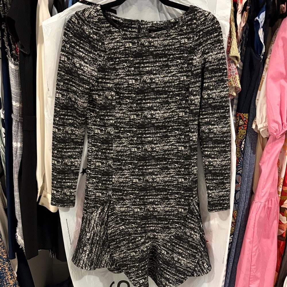 Banana Republic Black and White Long Sleeve Dress
